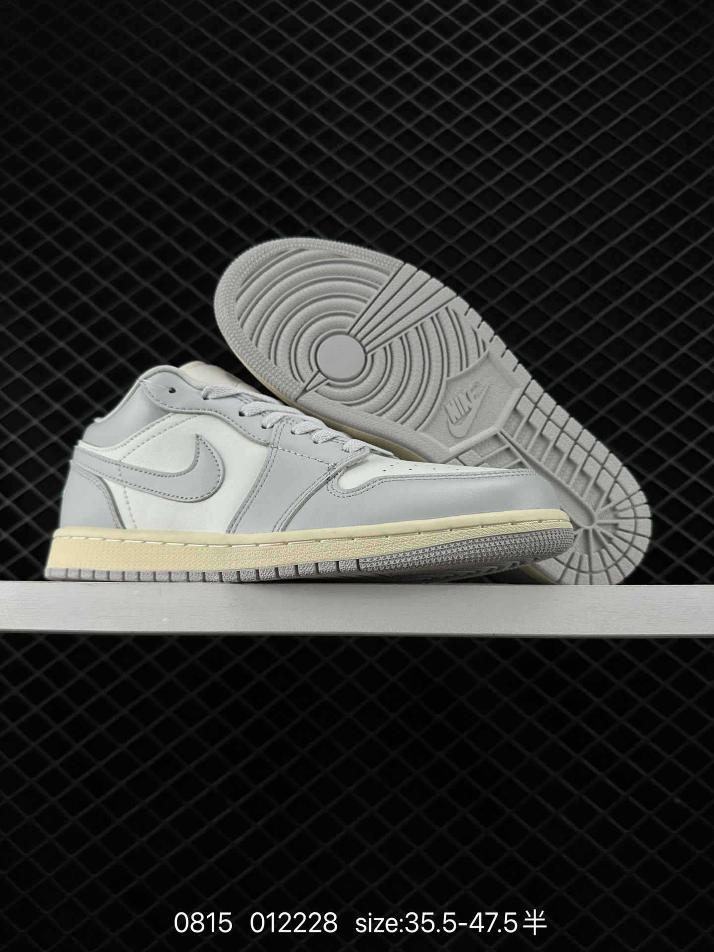 Air Jordan 1 Low AJ1